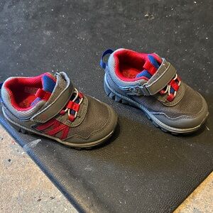 Toddler Stride Rite Gray and Red Athletic Sneakers